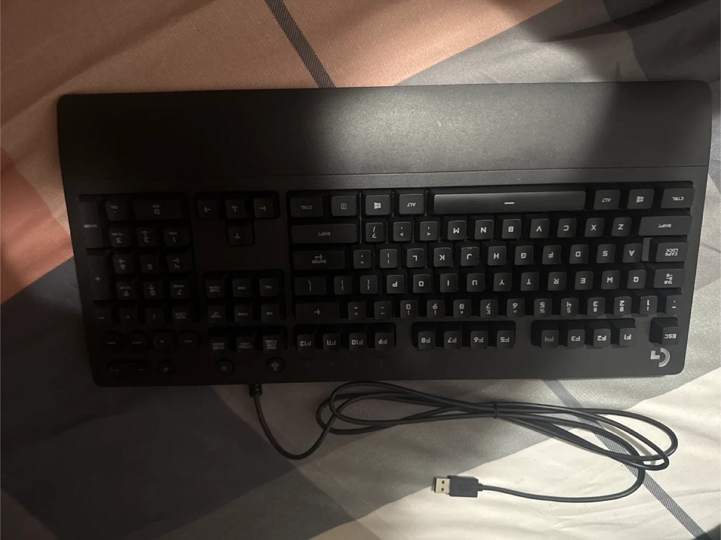 Logitech G213 Keyboard thumbnail