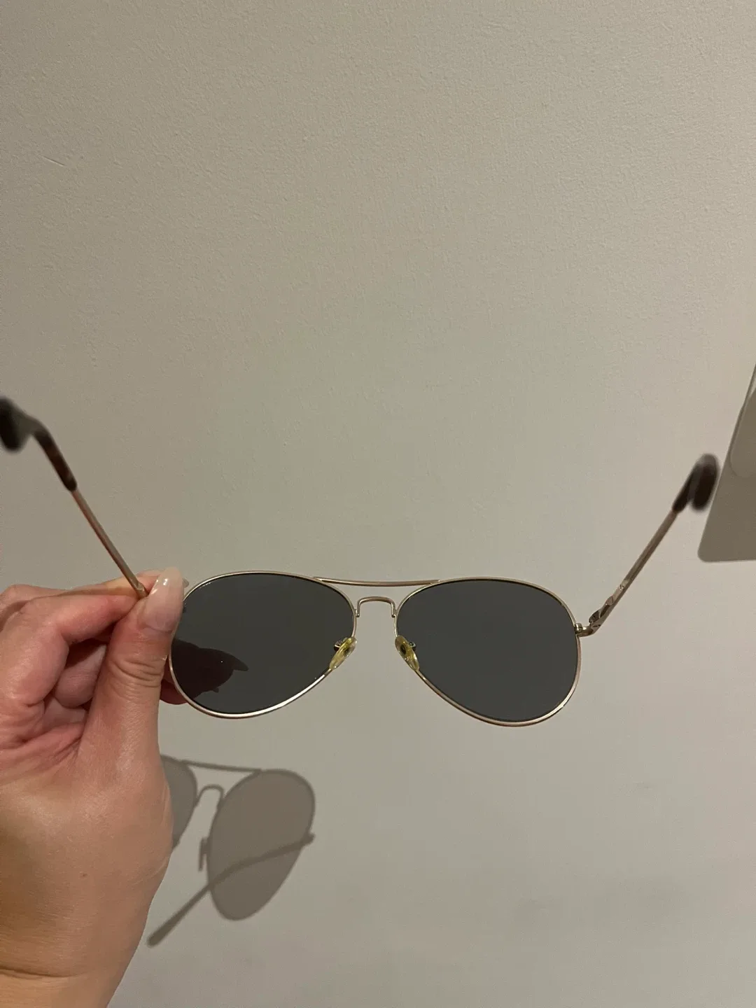 Roots Aviator Sunglasses image indicator(2)
