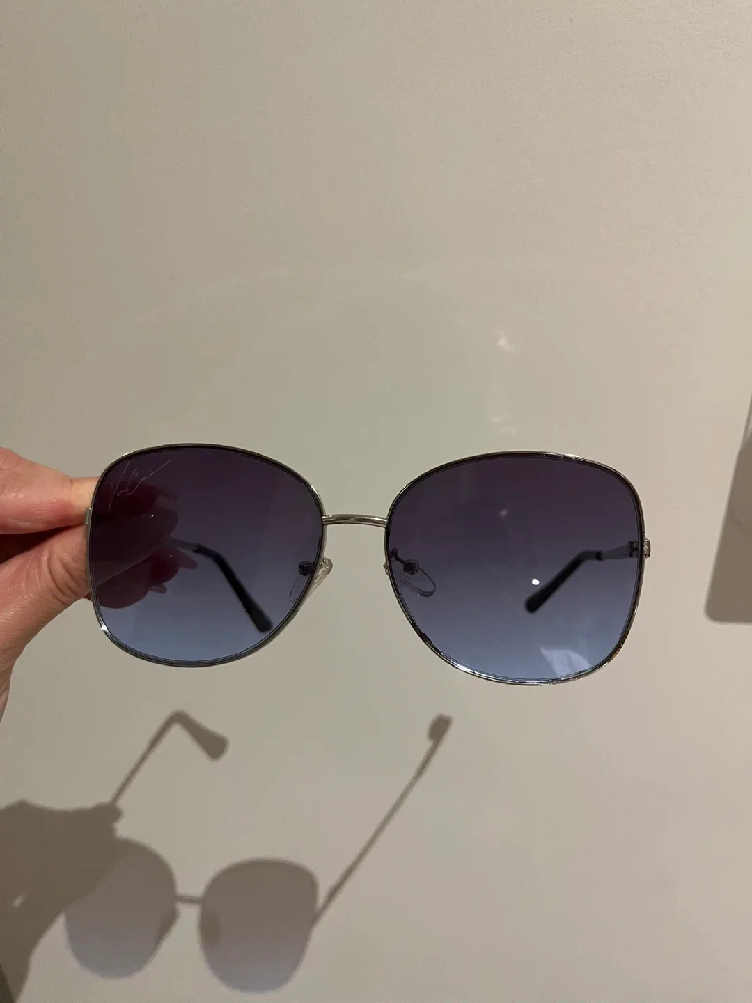 Vince Camuto Sunglasses thumbnail