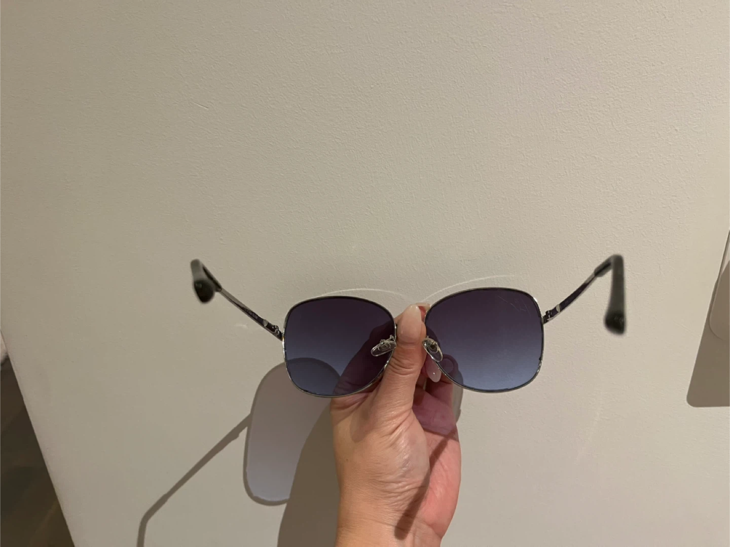 Vince Camuto Sunglasses - photo 2