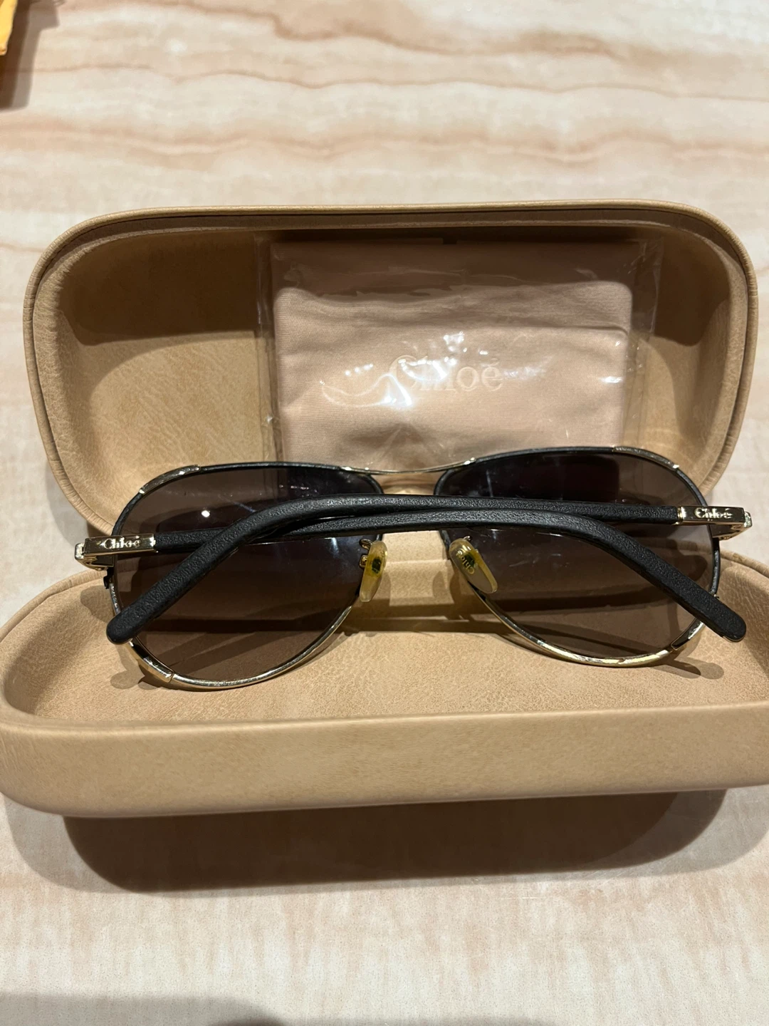 Chloé Sunglasses with Case - photo 2