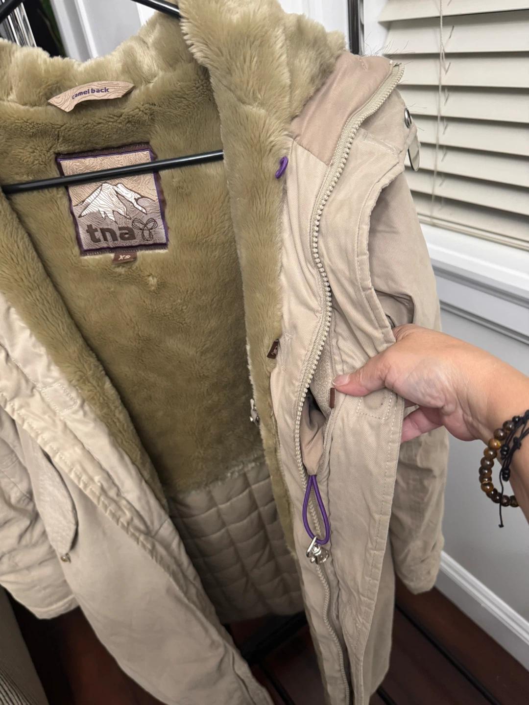 TNA Camel Back Winter Jacket - Size XS - photo 3