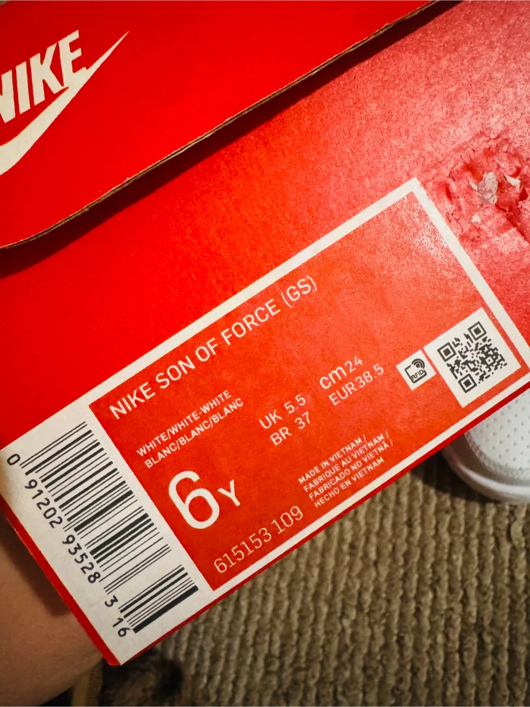 Nike Son of Force (GS) – Size 6Y / Women’s 8 – $50 image indicator(5)