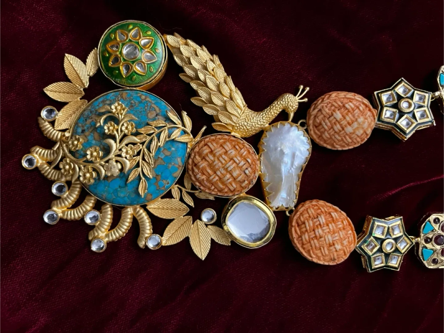 Multani necklace image indicator(2)