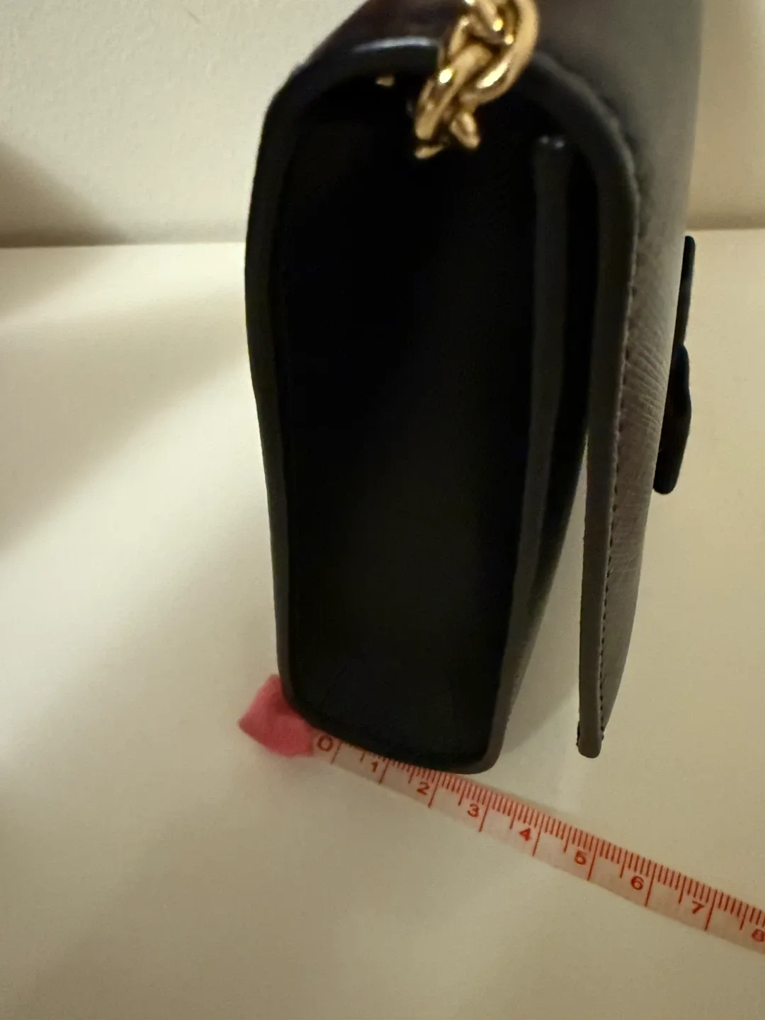 Salvatore Ferragamo Black Leather Crossbody Bag image indicator(2)