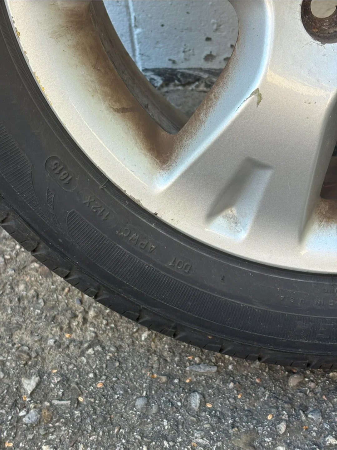 Set of 4 Toyota Alloy Tire Rims (Matrix) image indicator(4)