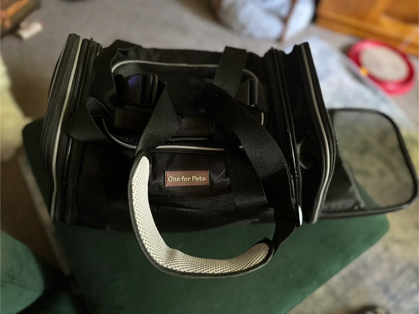 One for Pets Pet Carrier - Black image indicator(4)