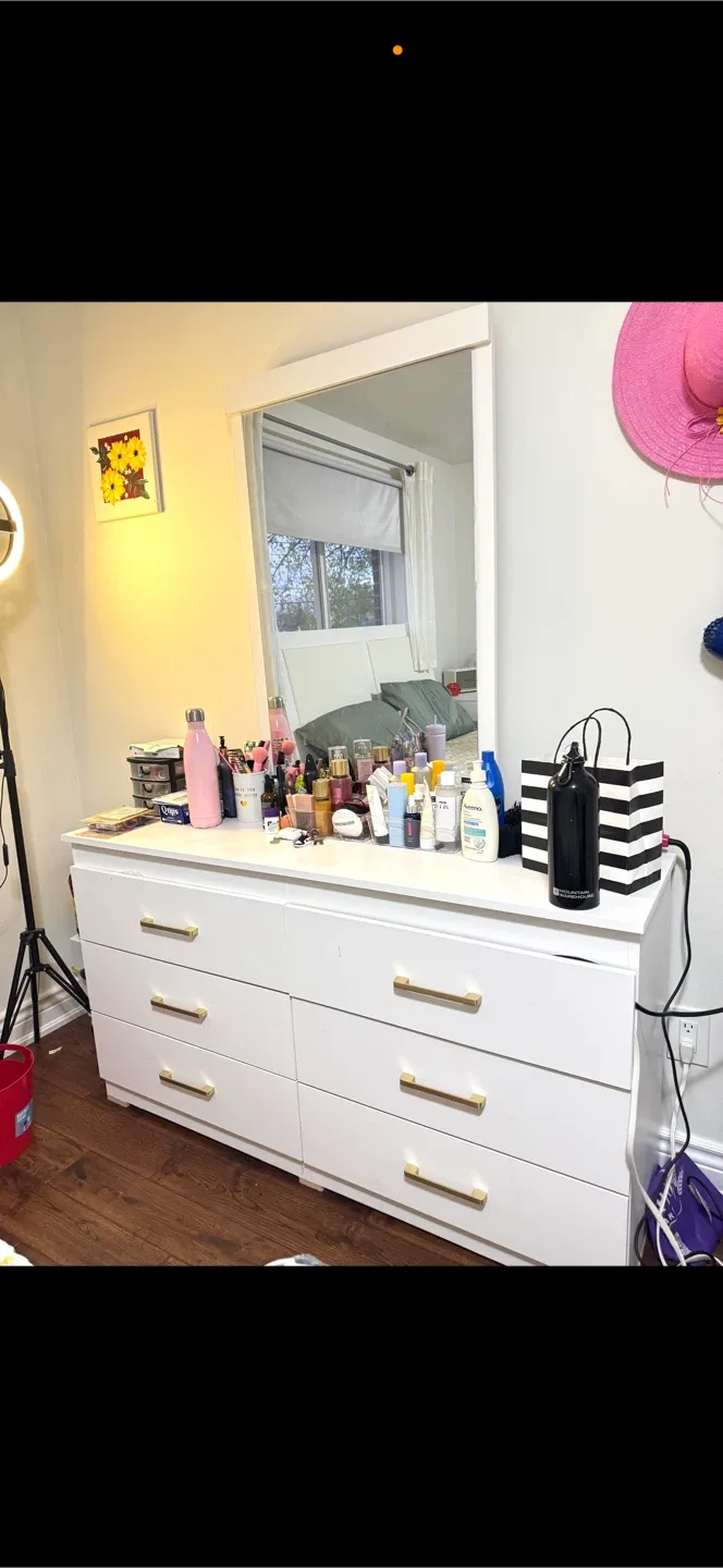 Bedroom Set - Bed, Mattress, Nightstand, Wardrobe image indicator(8)