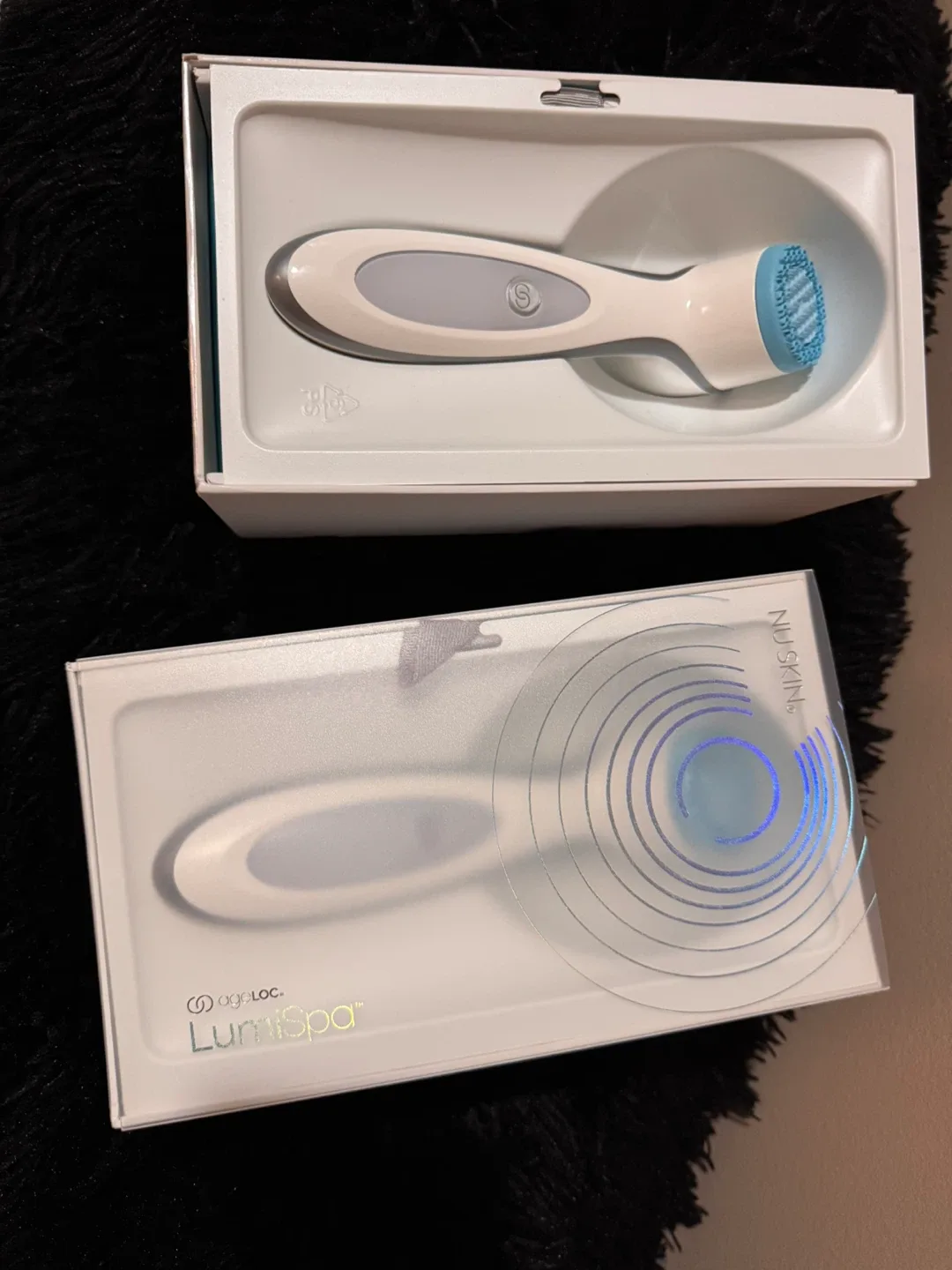 Nu Skin ageLOC LumiSpa Cleansing Device - New! - $300