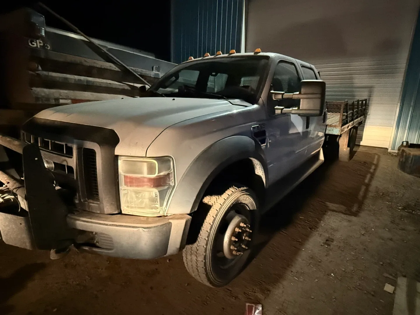 Ford F-550 Truck image indicator(4)