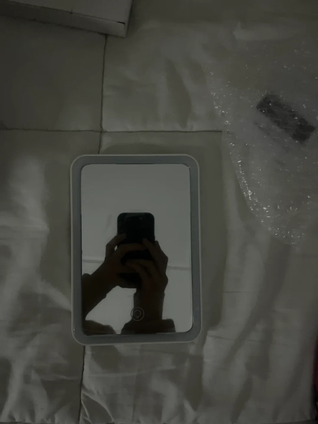 MINISO LED Lighted Mirror - New in Box! image indicator(3)