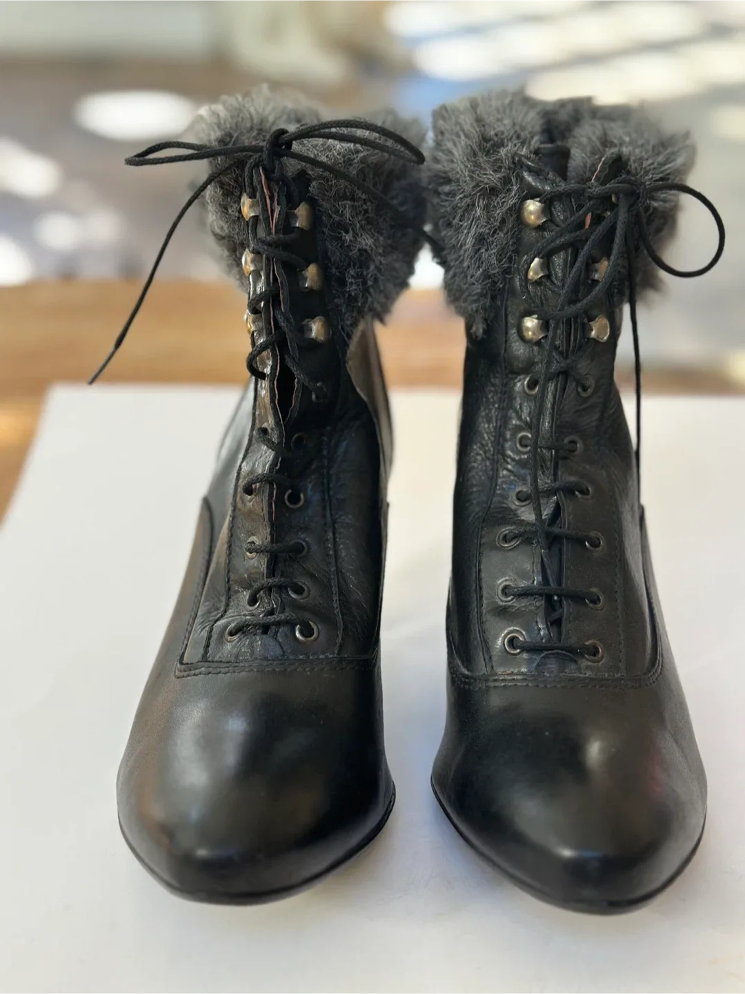 AXARA PARIS  Lace-Up Ankle Boots NEW !! Sz: EUR 40/US 9-9.5 image indicator(3)