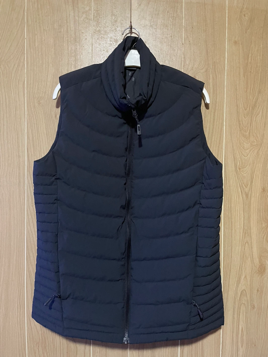 Wind River Women's Puffer Vest - Size M
