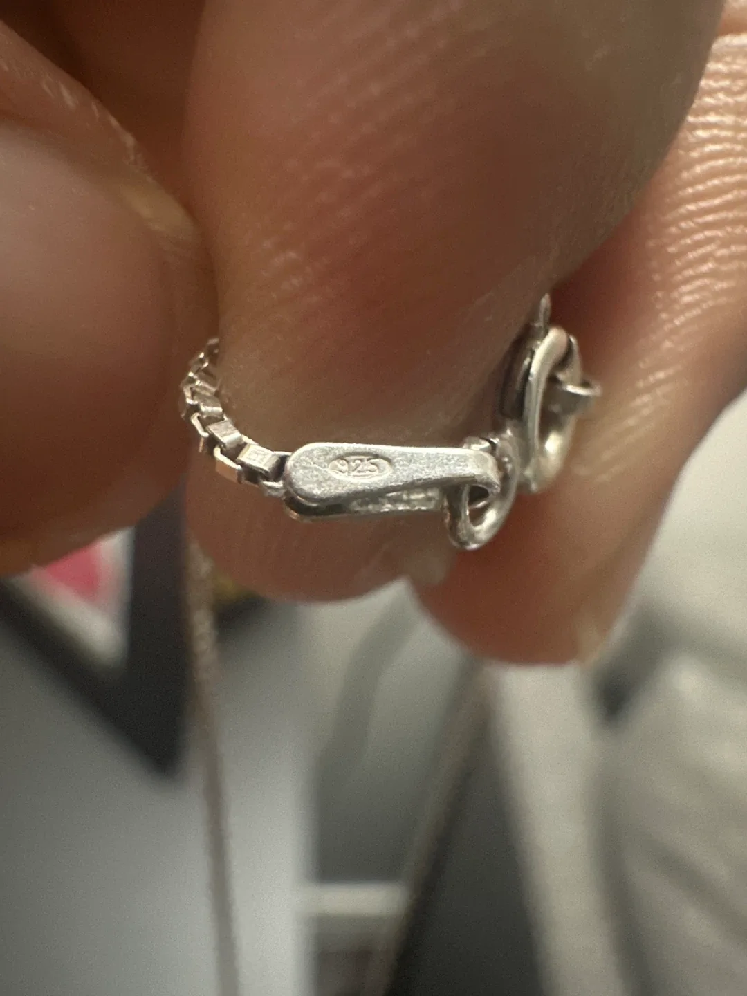 Sterling Silver Box Chain Necklace( 925 stamp) image indicator(5)