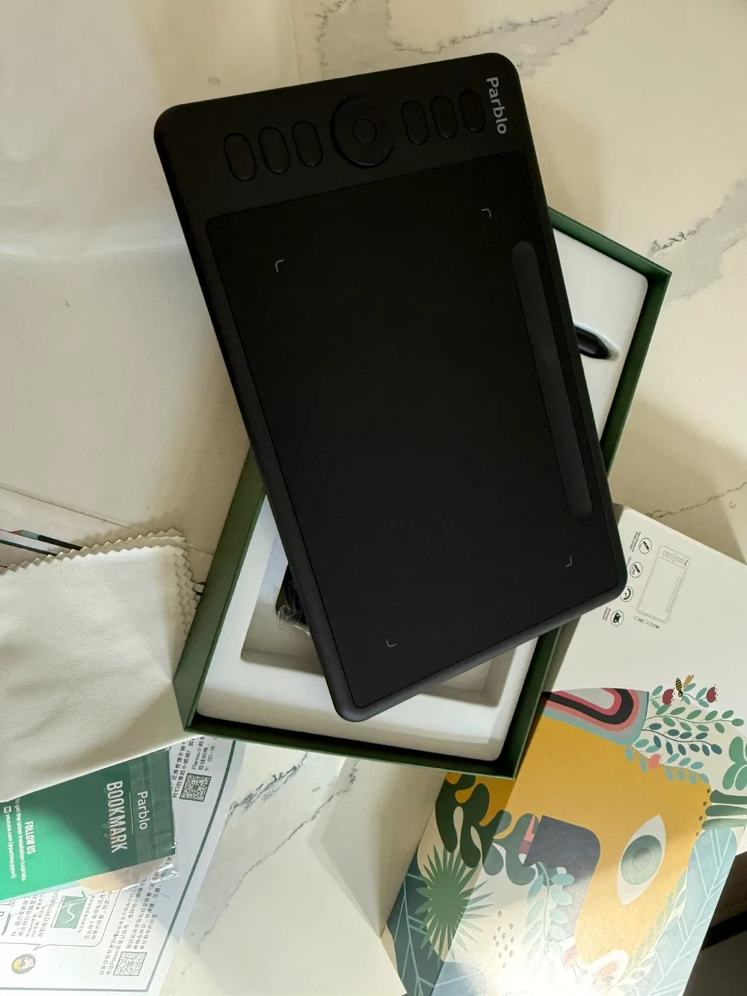 Parblo Intangbo S Graphic Drawing Tablet - New in Box! image indicator(3)