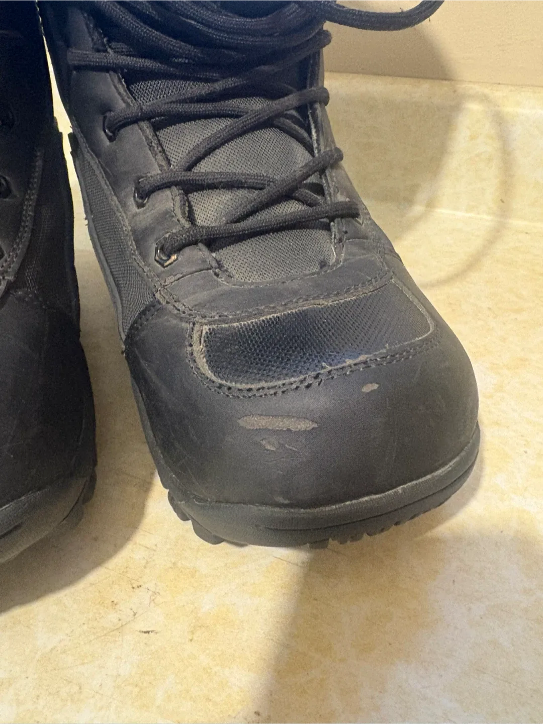 LTD Snowboard Boots - Men's US 10 image indicator(4)