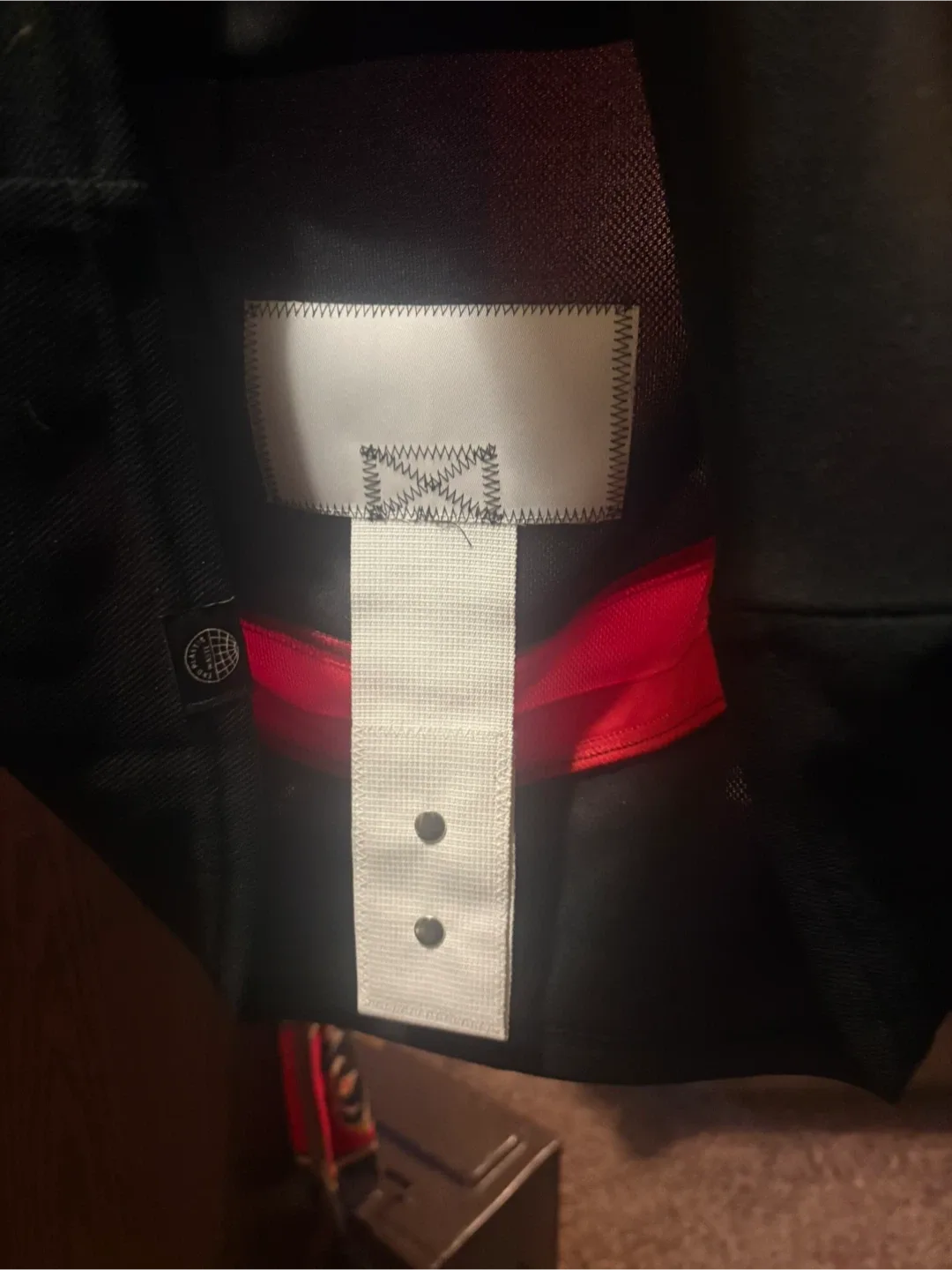 Adidas Calgary Flames Jersey - Size 52 image indicator(4)