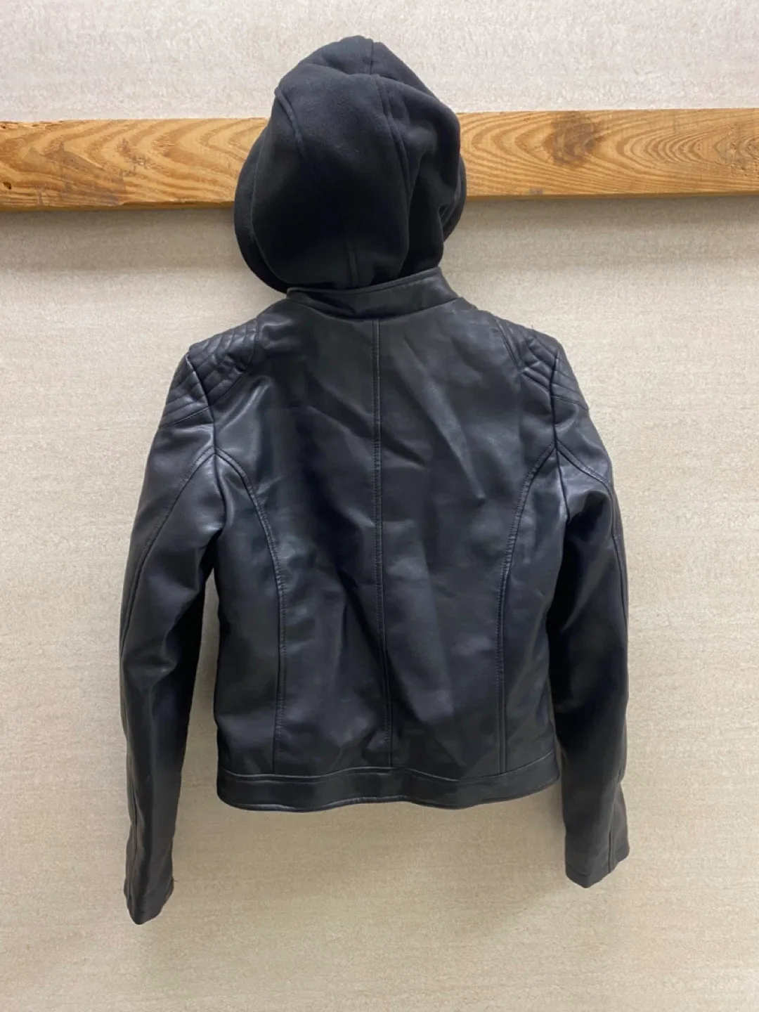 Vero Moda Black Soft Leather Hooded Jacket - Size M image indicator(5)