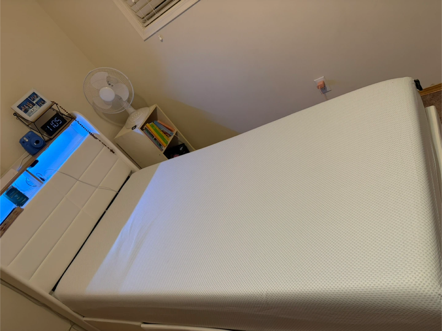 Twin White Bed Frame with Mattress - photo 3