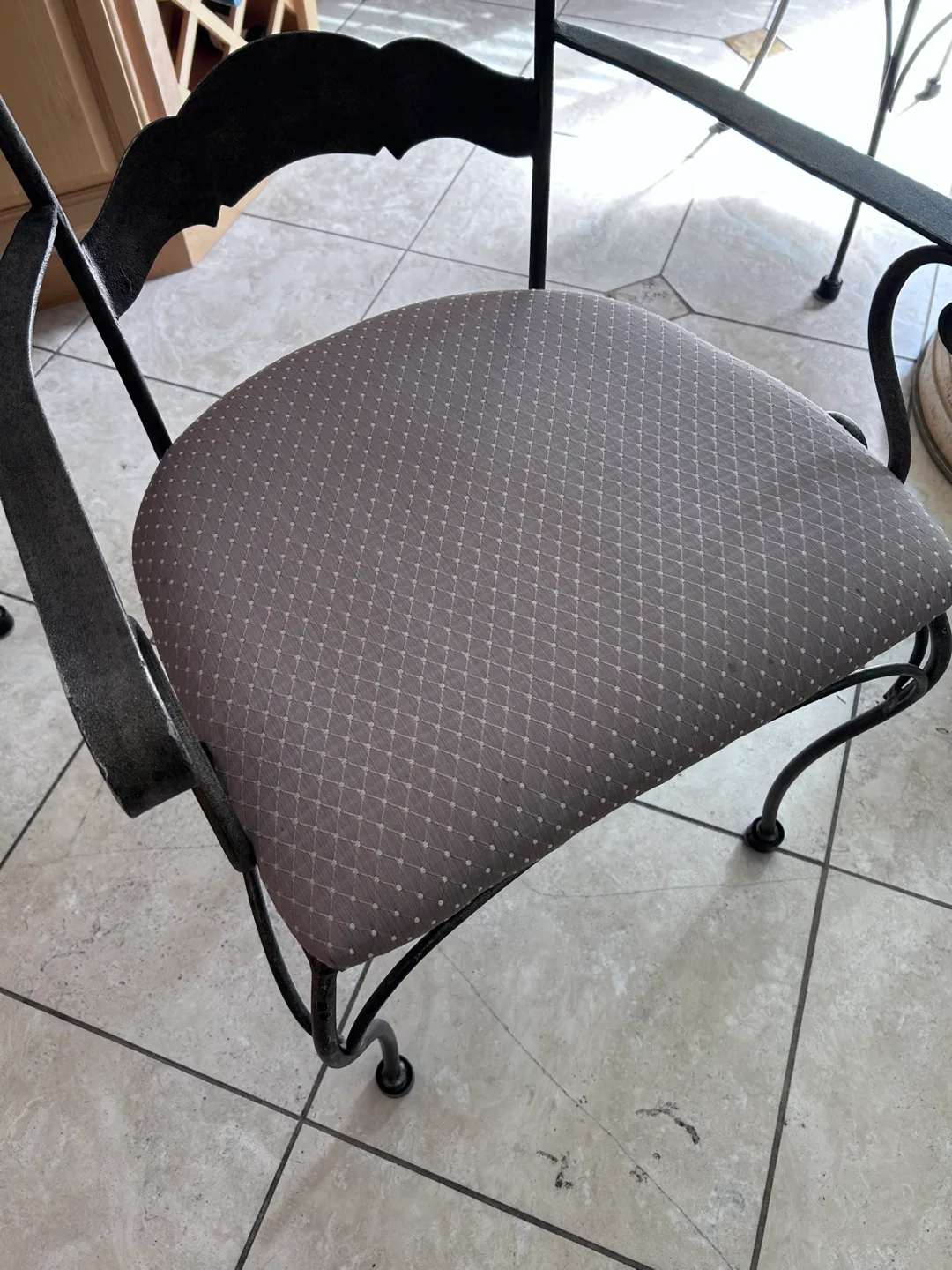 Estate Sale image indicator(9)