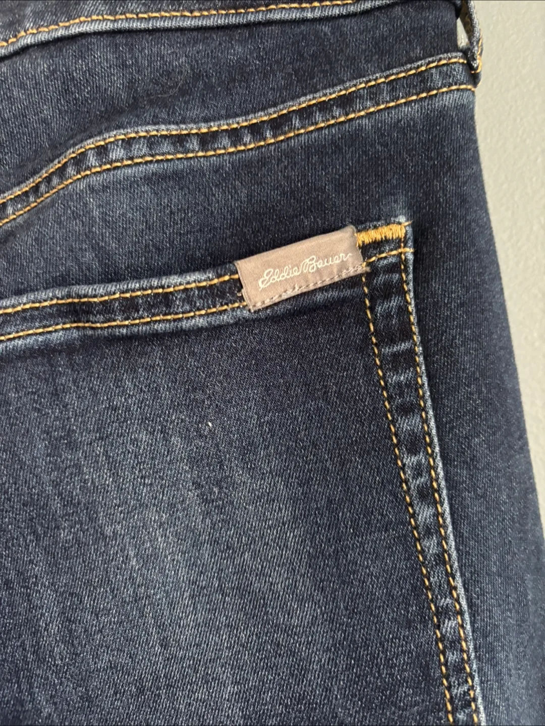 Eddie Bauer Women's Jeans - Size 6, Skinny, Slightly Curvy Fit image indicator(6)