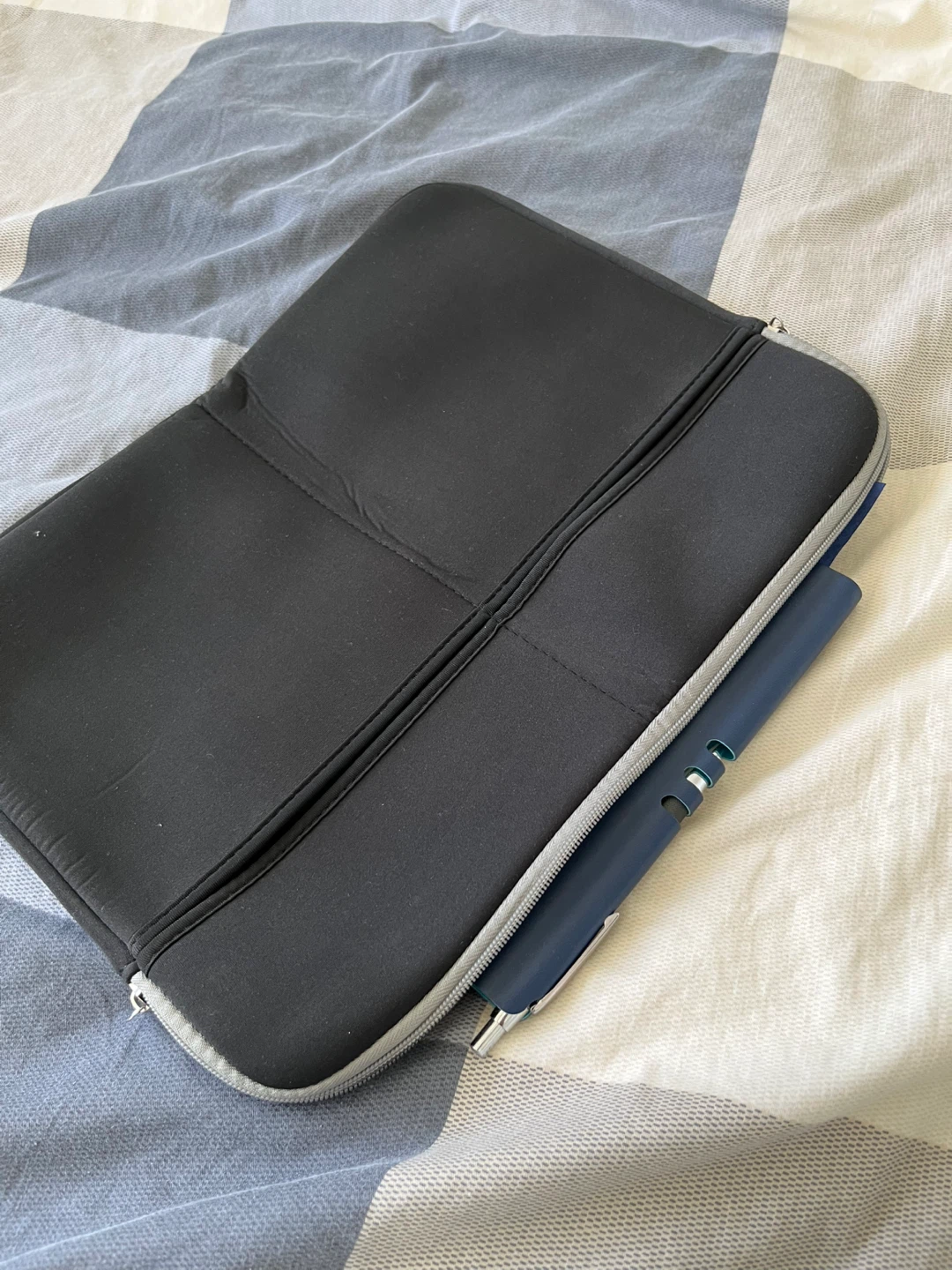 Black Laptop Sleeve with Pockets - photo 4