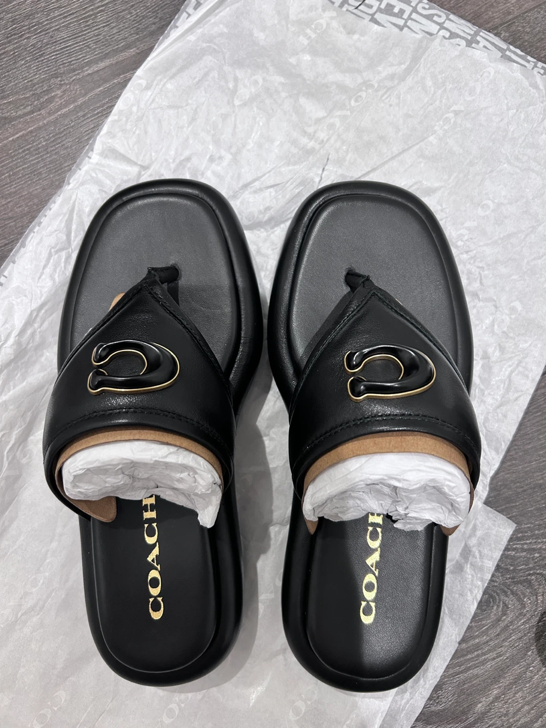 Coach Black Leather Thong Sandals - Size 7