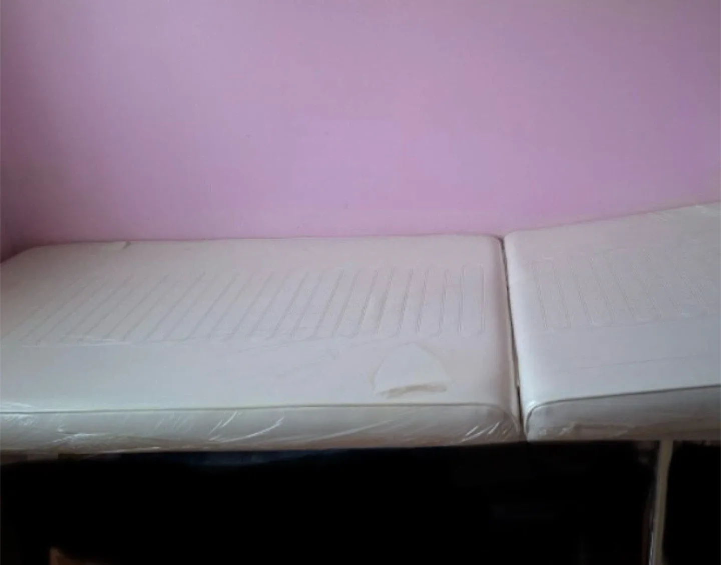 White Facial, Massage, Esthetics Bed thumbnail