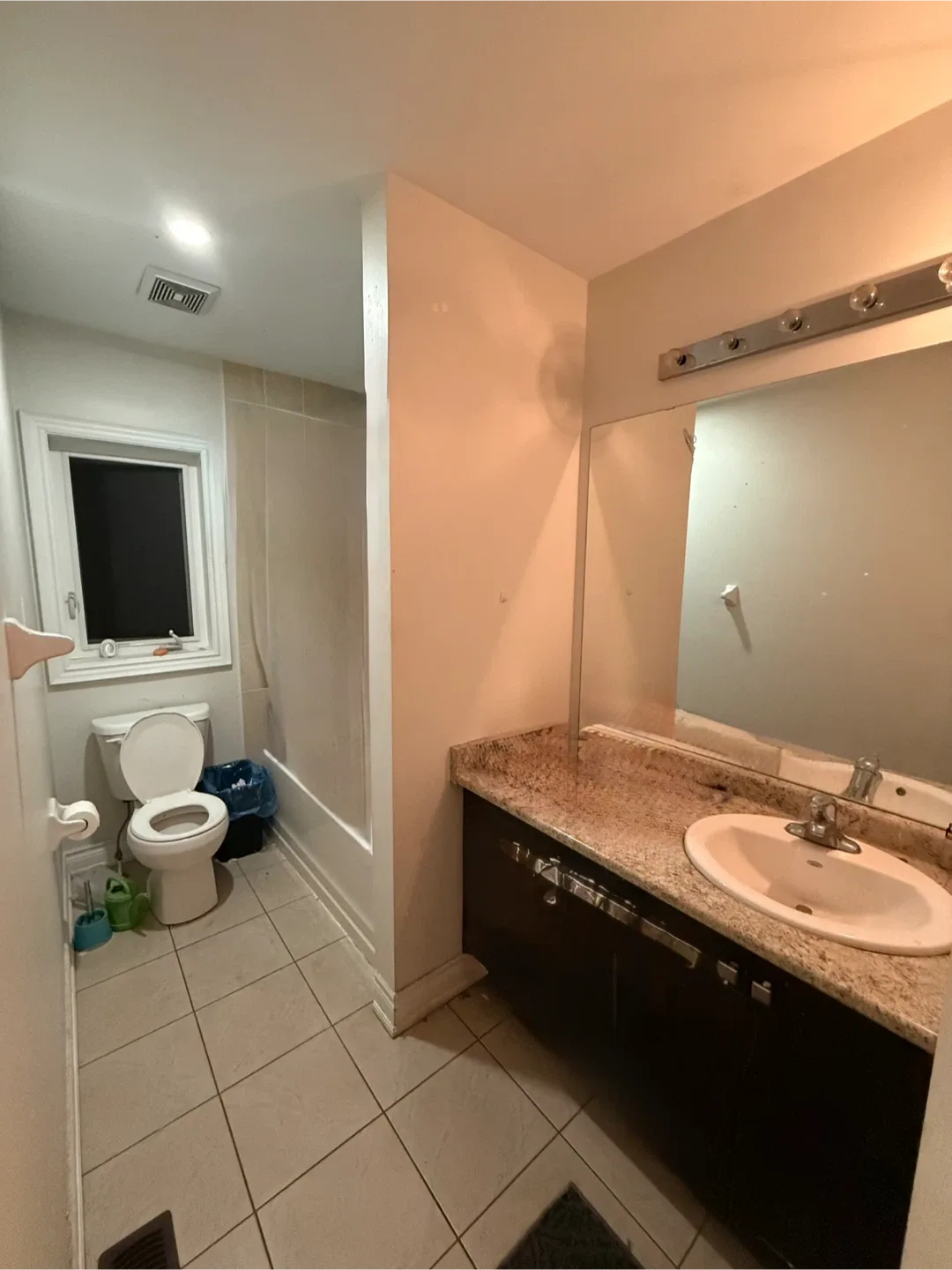 Room for rent image indicator(5)