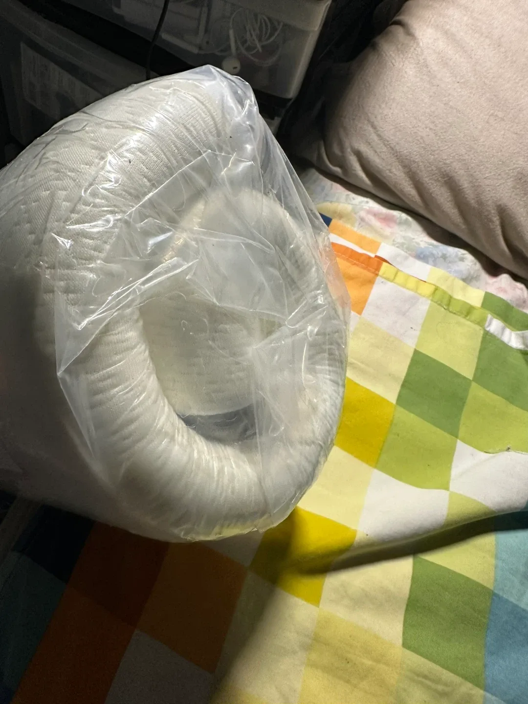 Kölbs Bed Wedge Pillow - Brand New! image indicator(9)