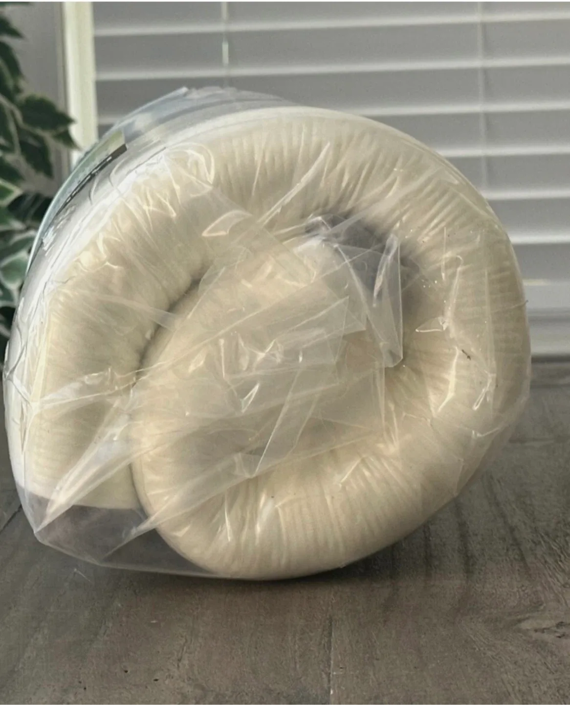 Kölbs Bed Wedge Pillow - Brand New! image indicator(7)