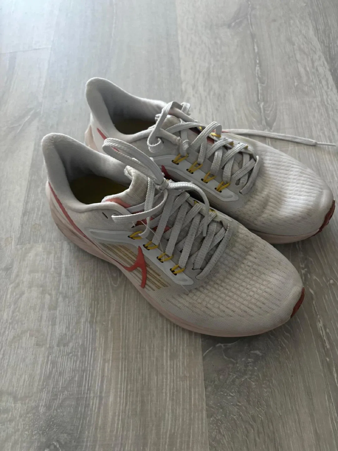 Nike Air Zoom Pegasus Women's Running Shoes image indicator(2)