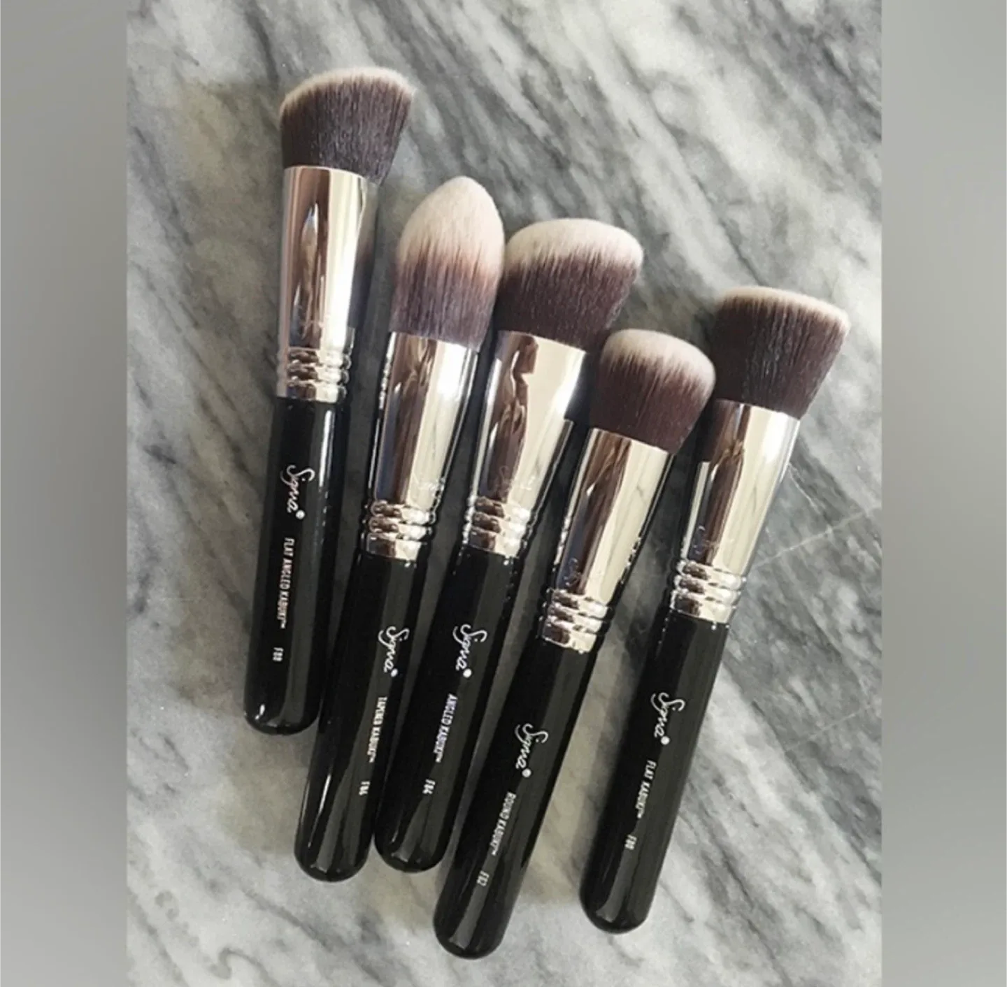 NEW! Discontinued SIGMA Sigmax Kabuki Face Makeup Brush Kit image indicator(3)