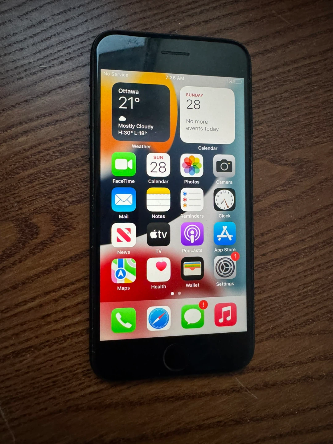 iPhone 7 - Black & Silver - photo 3
