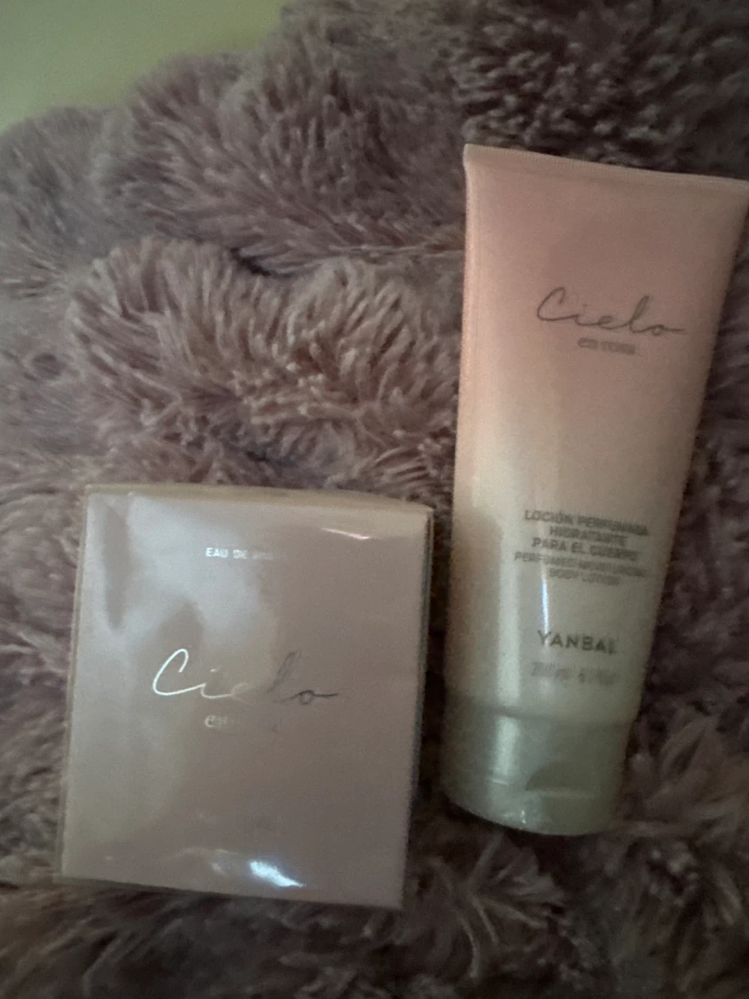 Cielo Yanbal Perfume & Body Lotion Set