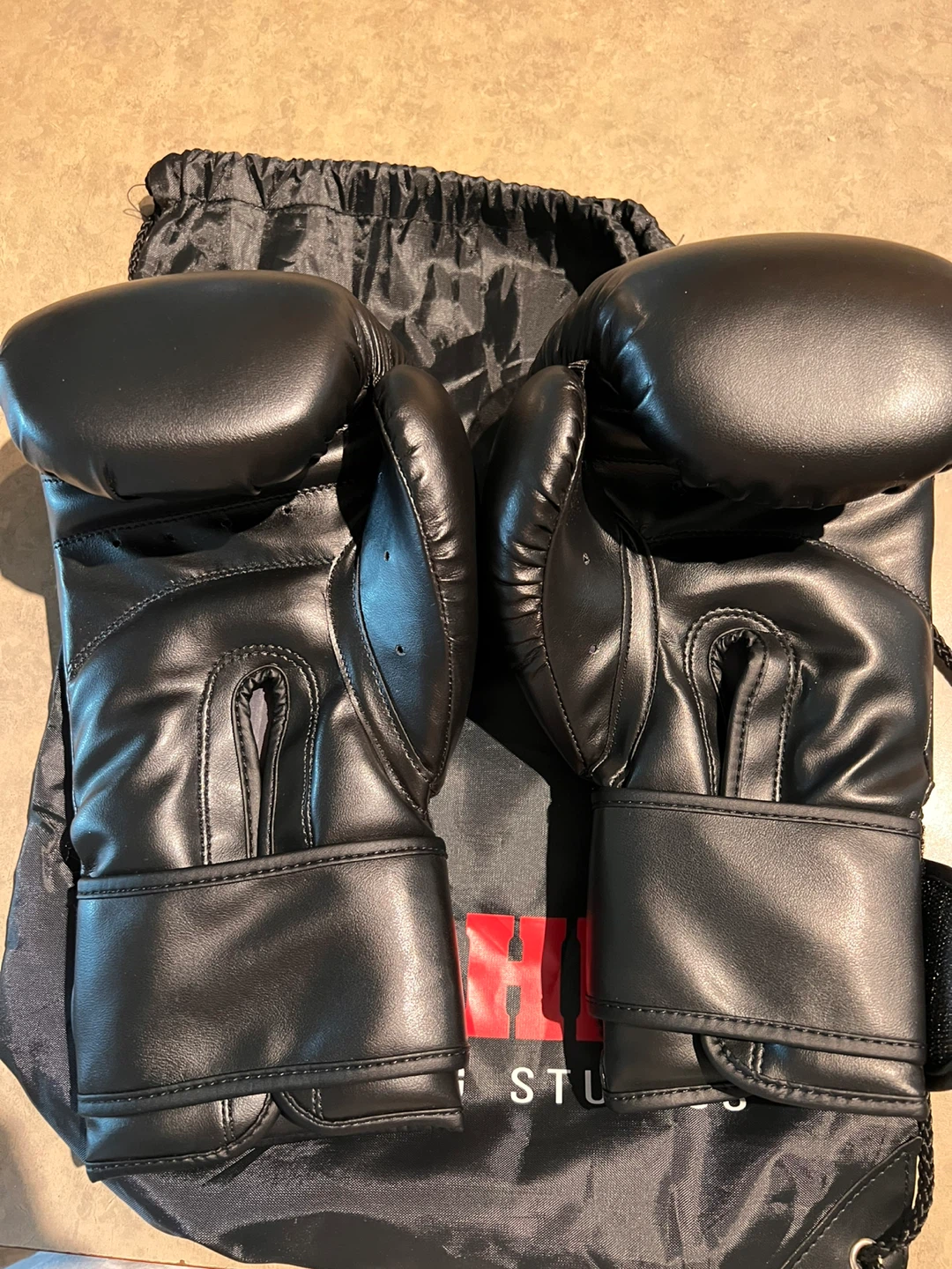 12oz Boxing Gloves - photo 3