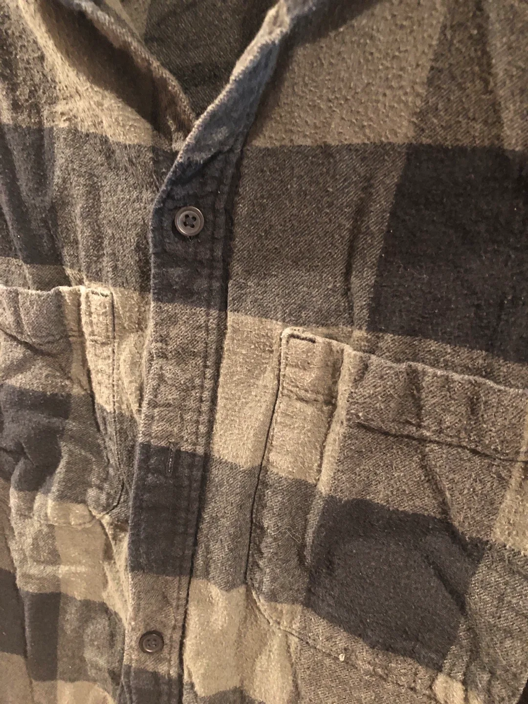 H&M Relaxed Fit Flannel Shirt - XL image indicator(3)