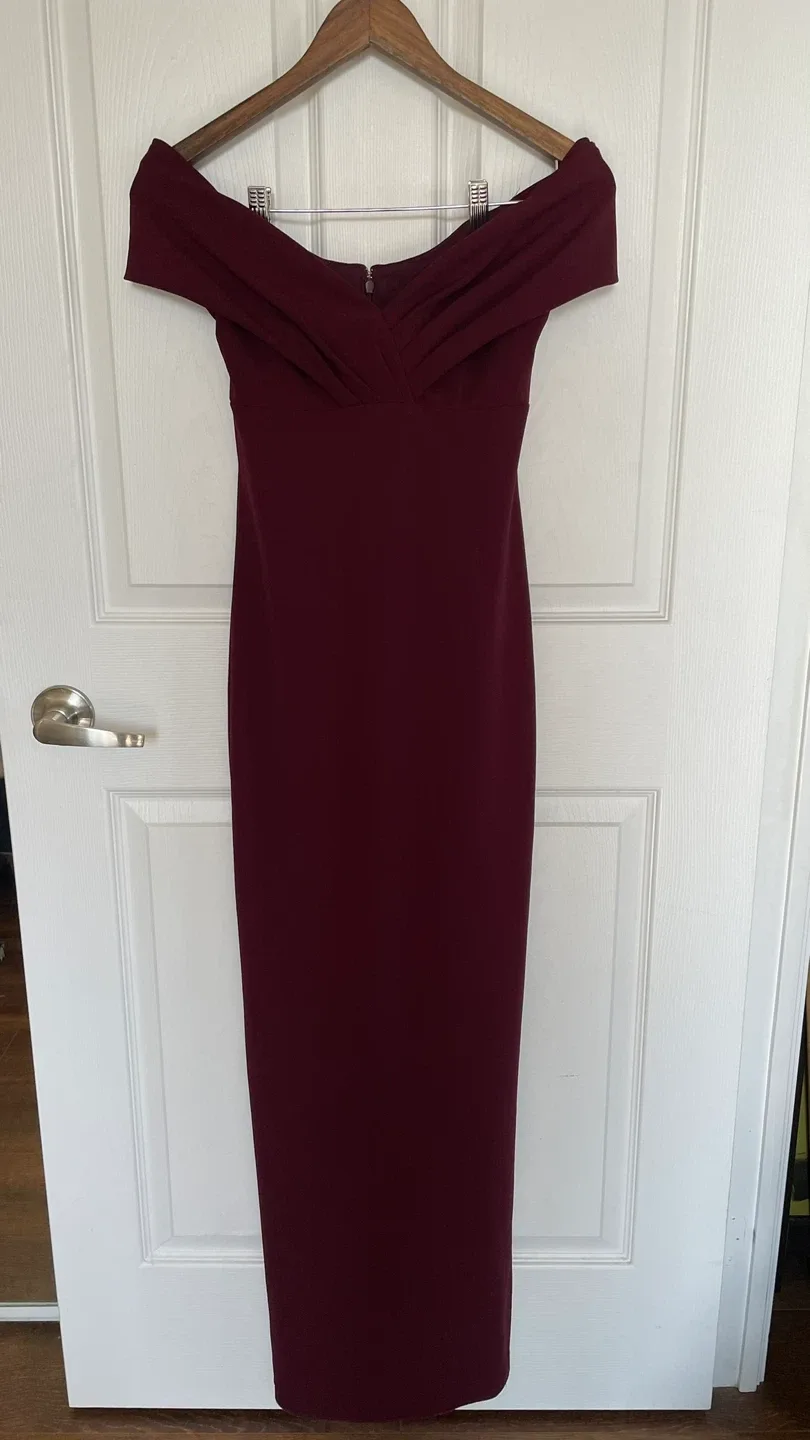 Le Chateau Burgundy Off-Shoulder Dress - Size XXS image indicator(2)