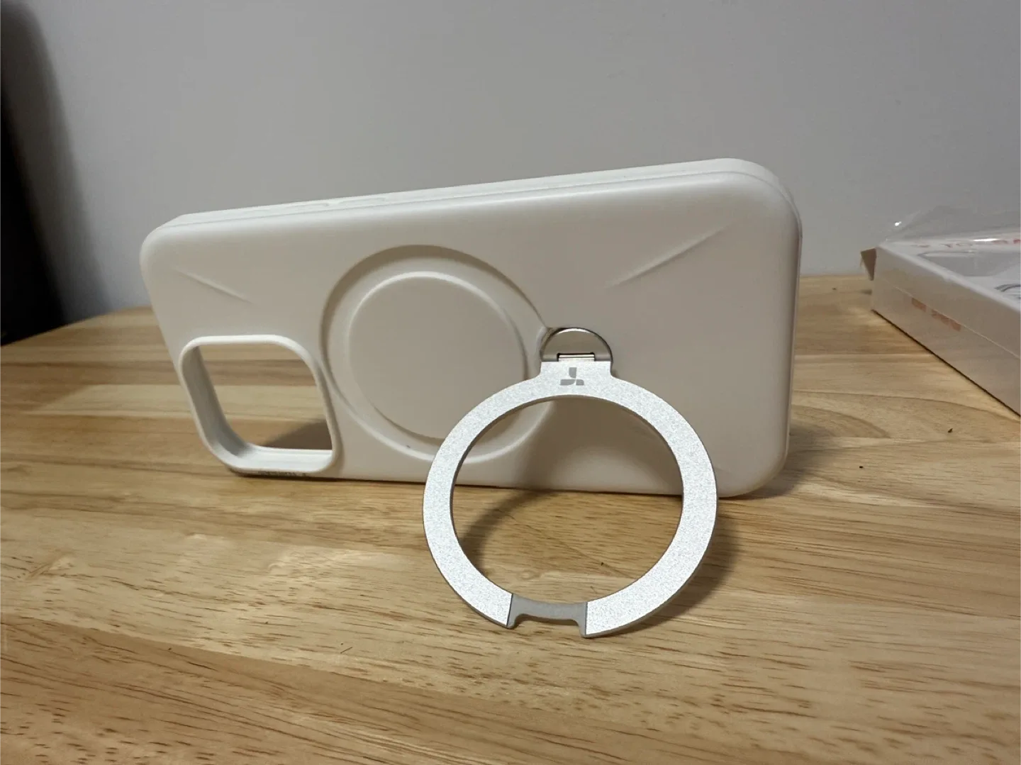 TORRAS Stand Case for iPhone 16 Pro - New in Box image indicator(6)