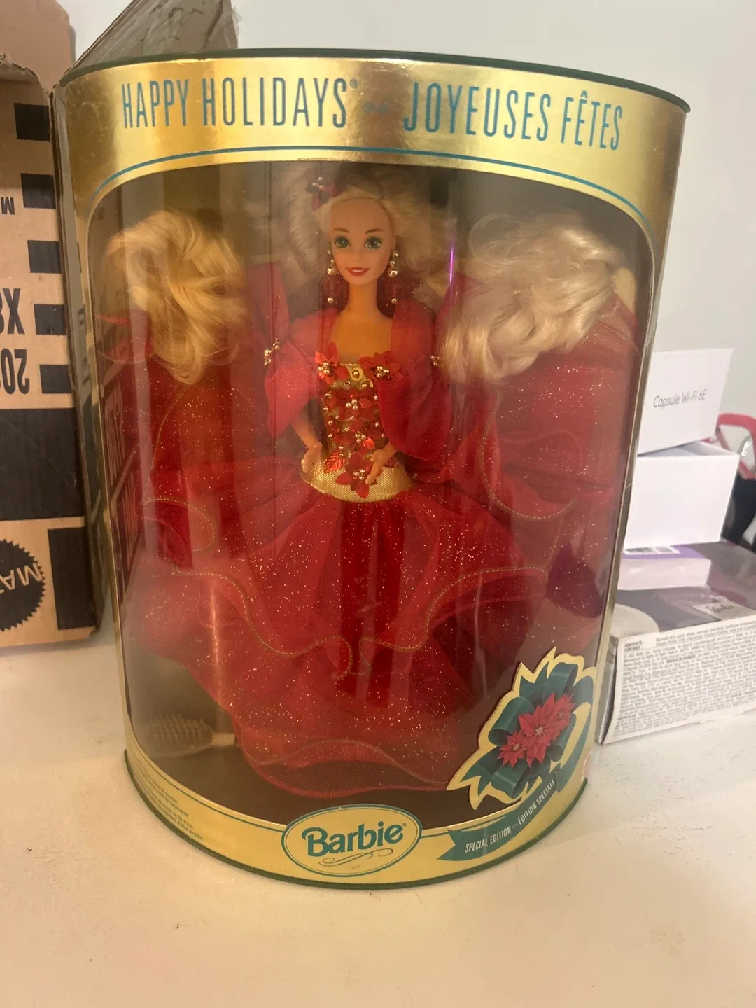 Happy Holidays Barbie Doll Special Edition image indicator(2)