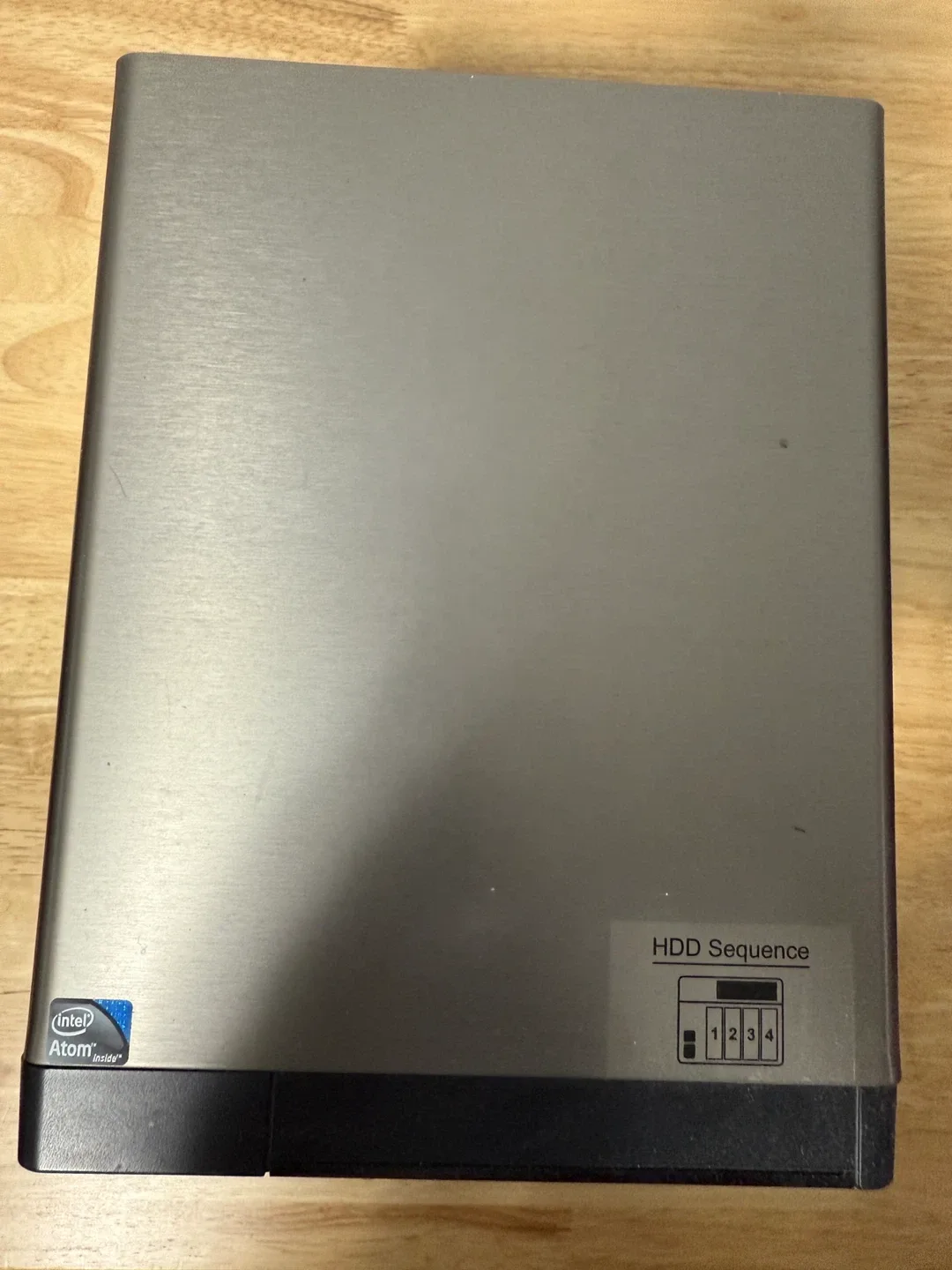 QNAP NAS Server with HDD image indicator(4)