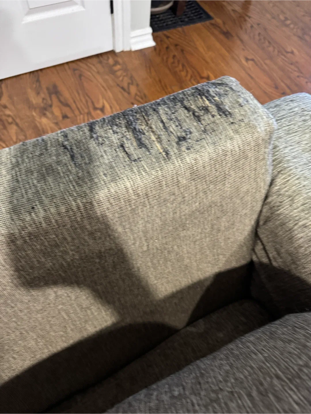 Comfortable Armchair - Used image indicator(2)