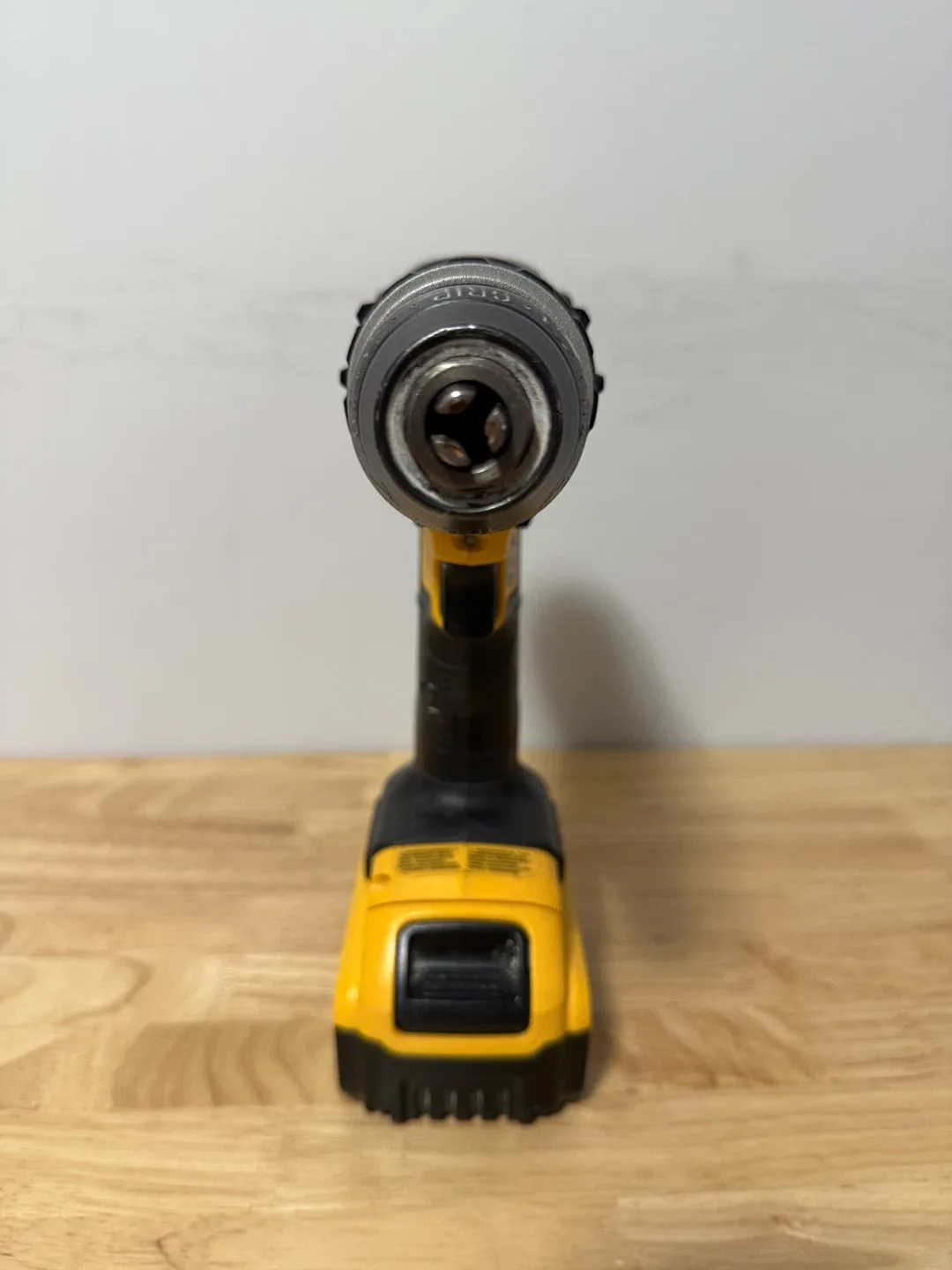 DeWalt DC985 20V MAX Cordless Drill 🧡 image indicator(5)