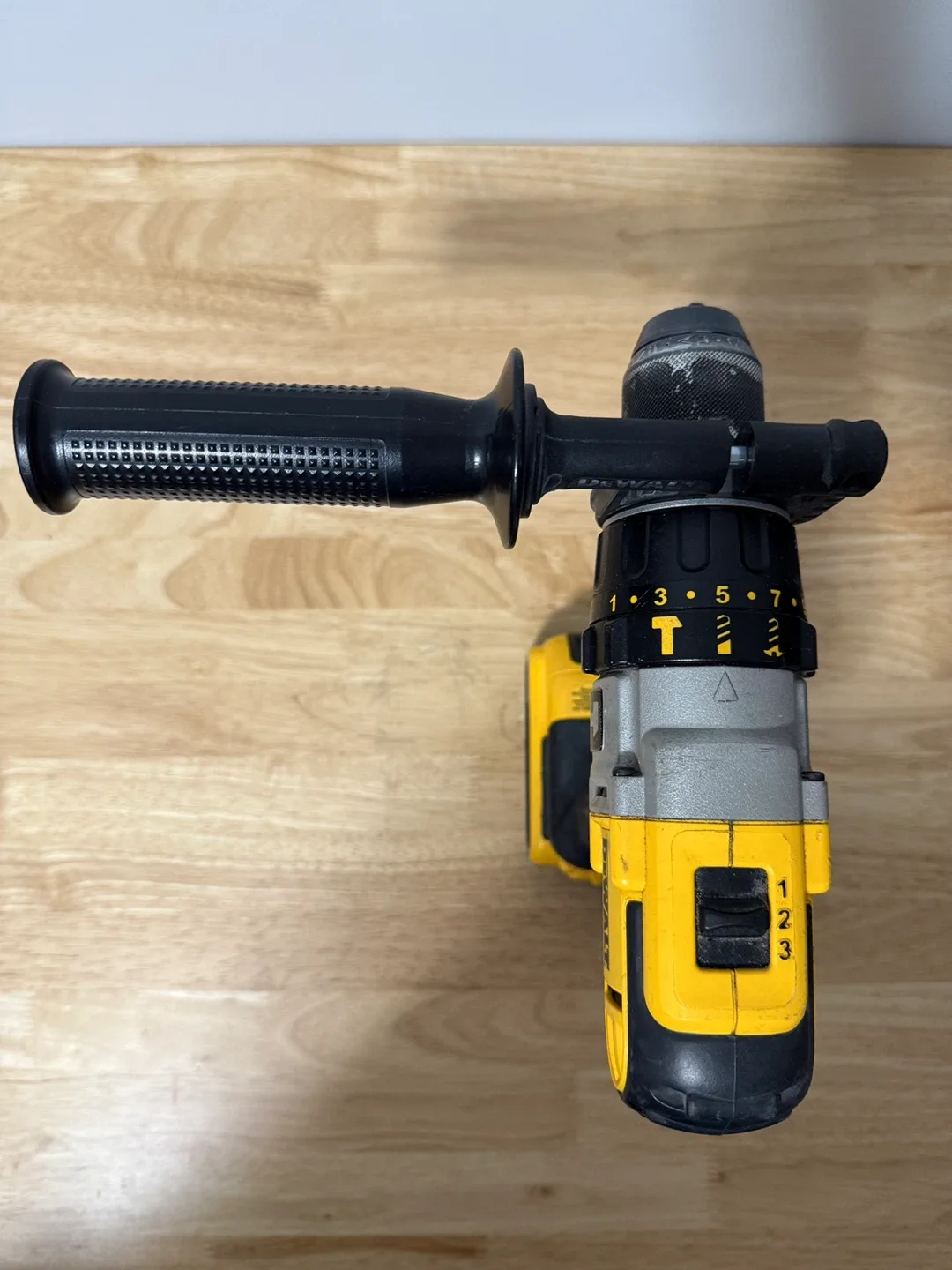 DeWalt DC985 20V MAX Cordless Drill 🧡 image indicator(6)