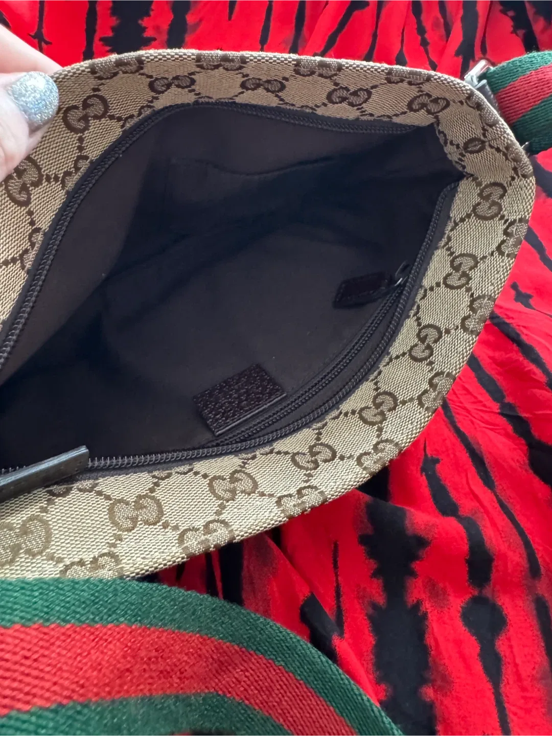 Gucci Sherry Line GG Canvas Crossbody Shoulder Bag image indicator(7)