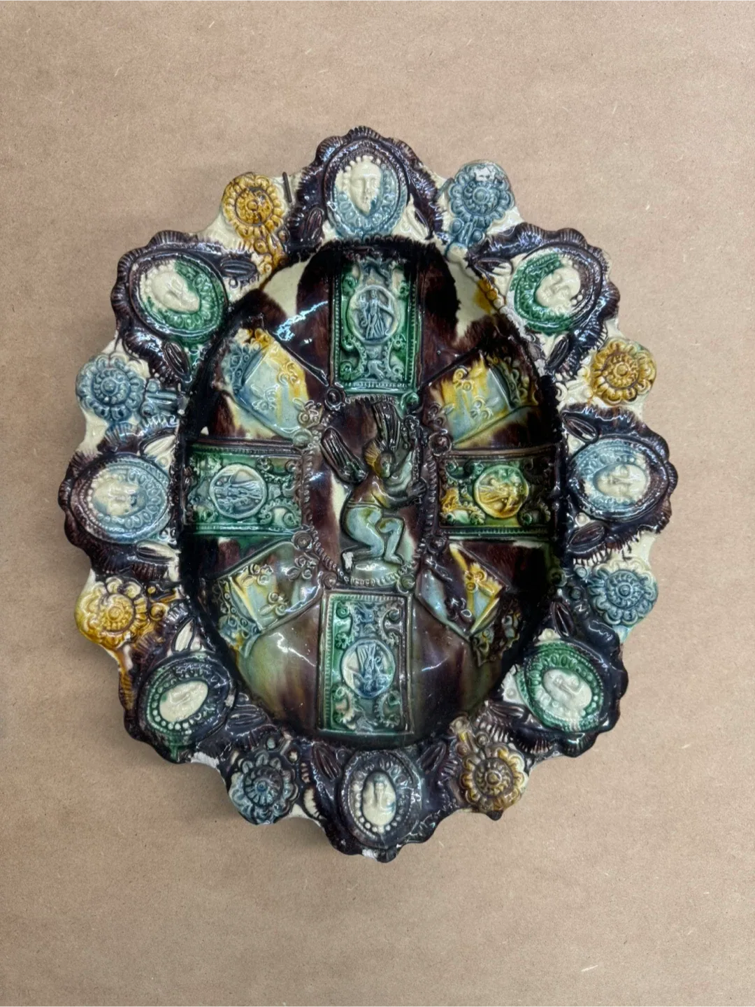 Bernard Palissy Style Decorative Plate thumbnail