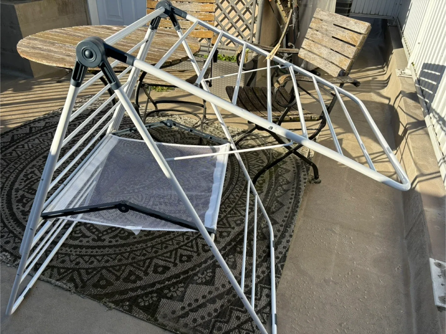 White Folding Clothes Drying Rack image indicator(2)