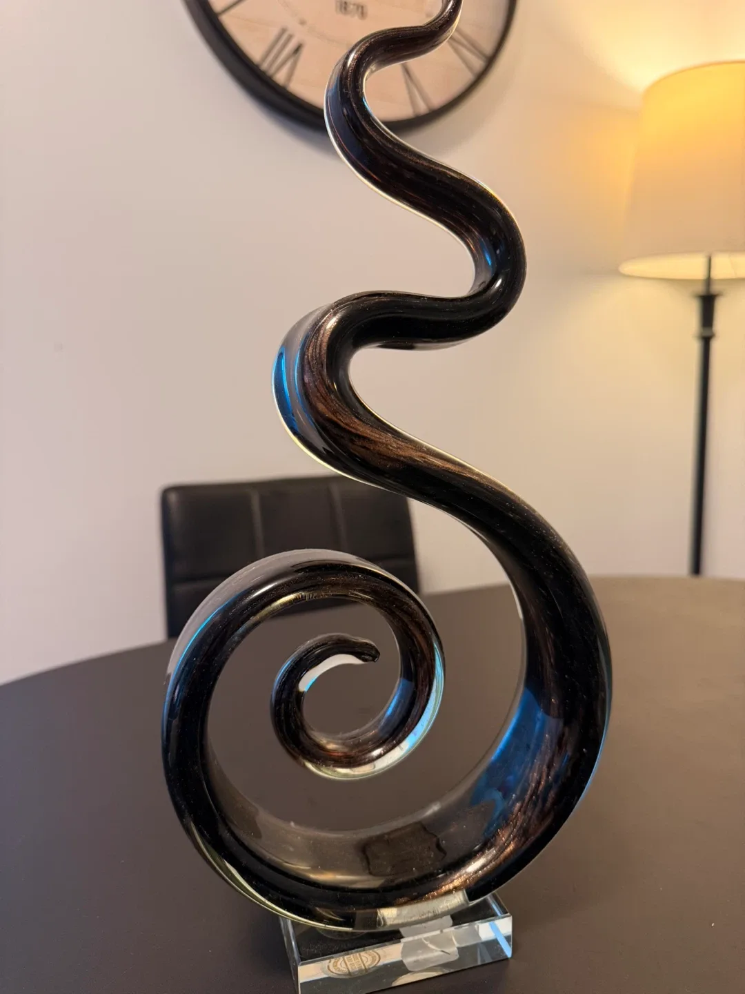 🥕 Glass Swirl Sculpture - Home Decor image indicator(2)