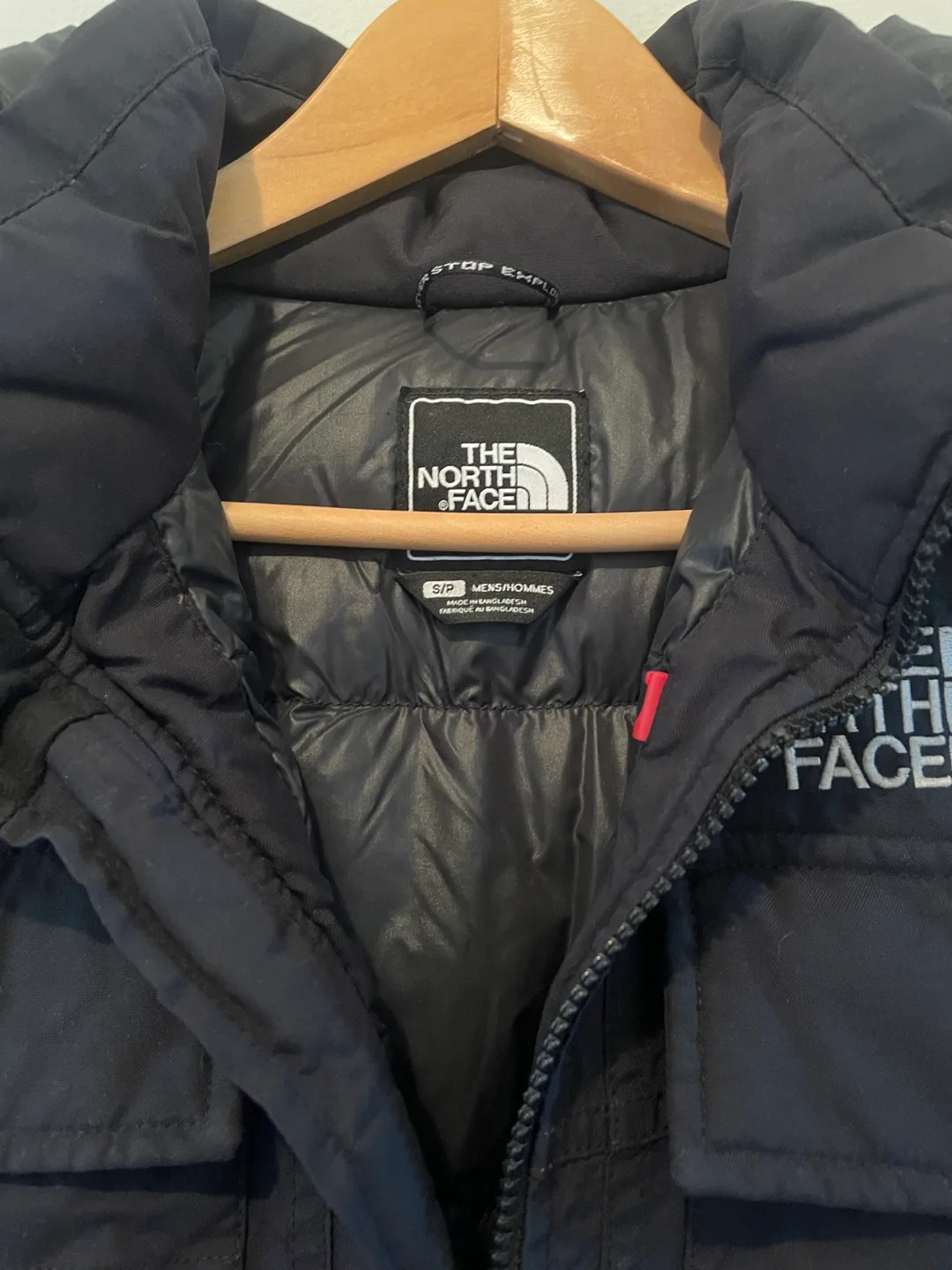 The North Face Hyvent Black Jacket - Size S image indicator(2)