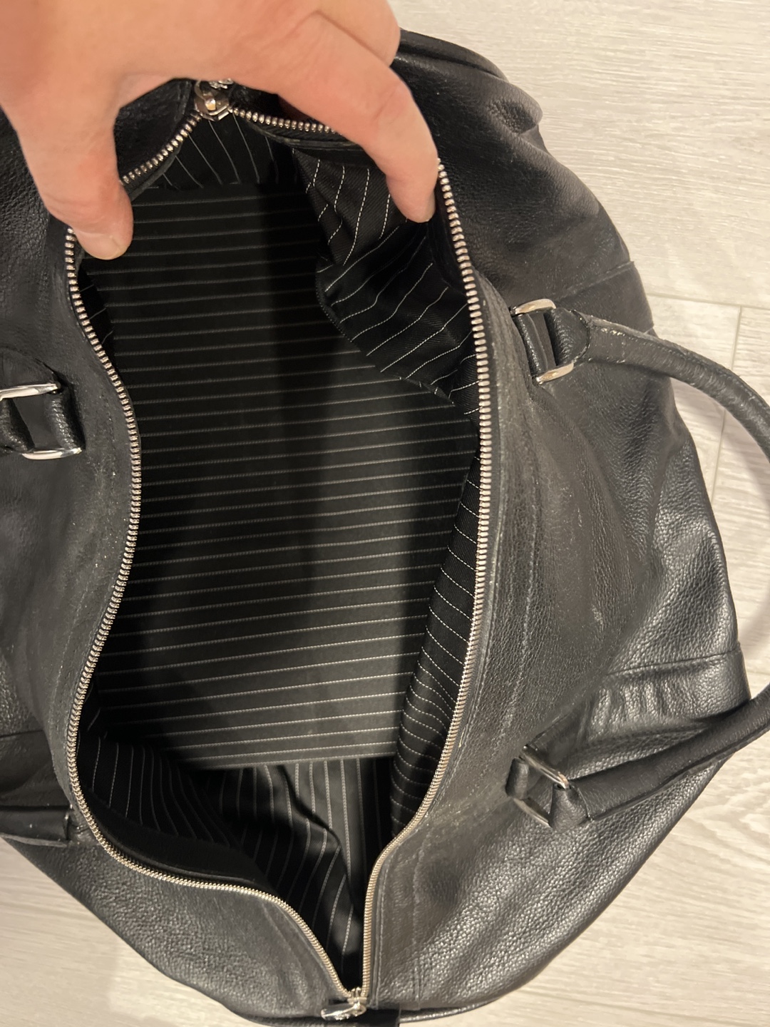 Brooks Brothers Black Leather Duffle Bag - photo 3